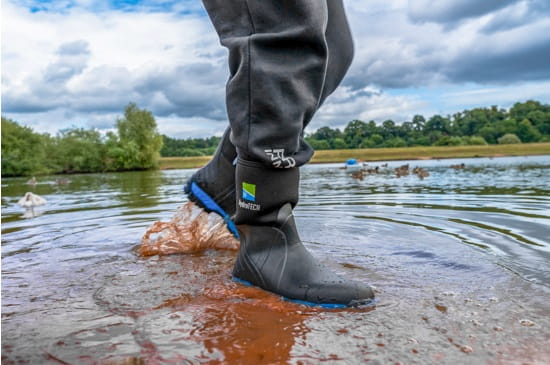 /environment/cache/images/productGfx_130755_700_700/Buty-Preston-Hydrotech-Wellie-Boots-41311.jpg