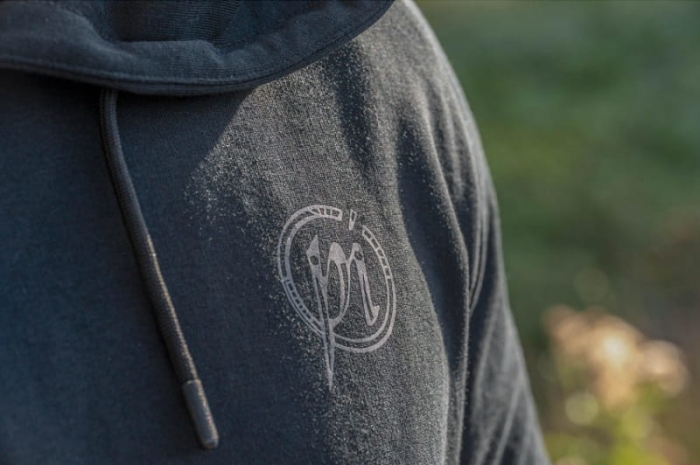 /environment/cache/images/productGfx_150430_700_700/pp-p0200714_corecollectionhoodie-006_inuse-.jpg